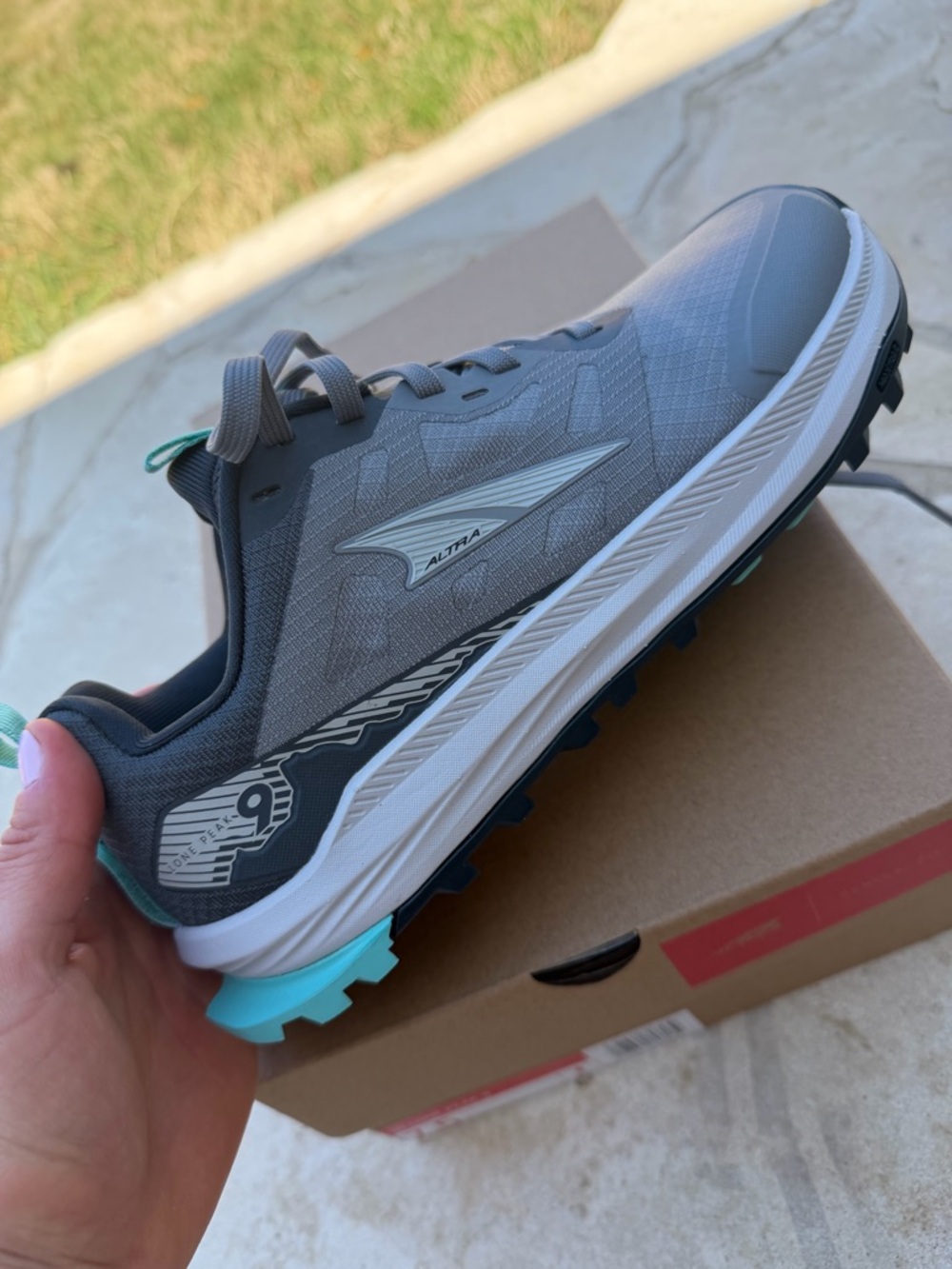 NEW Altra Women's Lone Peak Running/Hiking Shoe, size 7.5